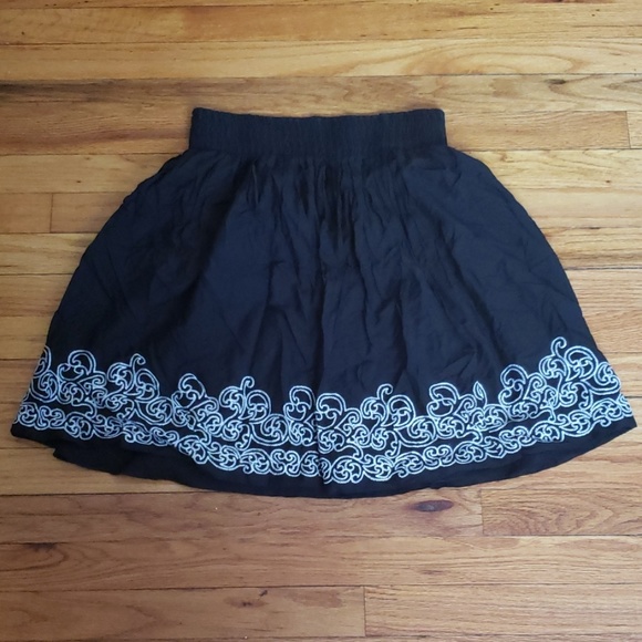 White House Black Market Dresses & Skirts - WHBM Skirt